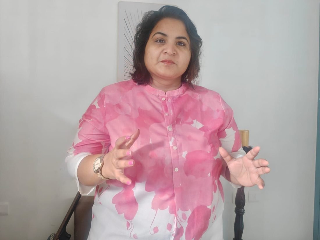 Neha Singla teaching an Akashic Records session